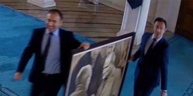 İmamoğlu’nun makamına astırdığı Atatürk portresi geri gelecek