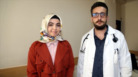 Ağır astım hastası doktor 3 seanslık yöntemle "nefes" buldu