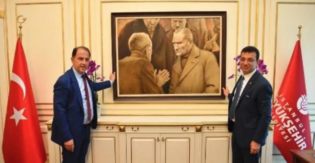 AK Partili Ahmet Hamdi Çamlı'nın İBB'deki Atatürk tablosu yorumu tartışma yarattı
