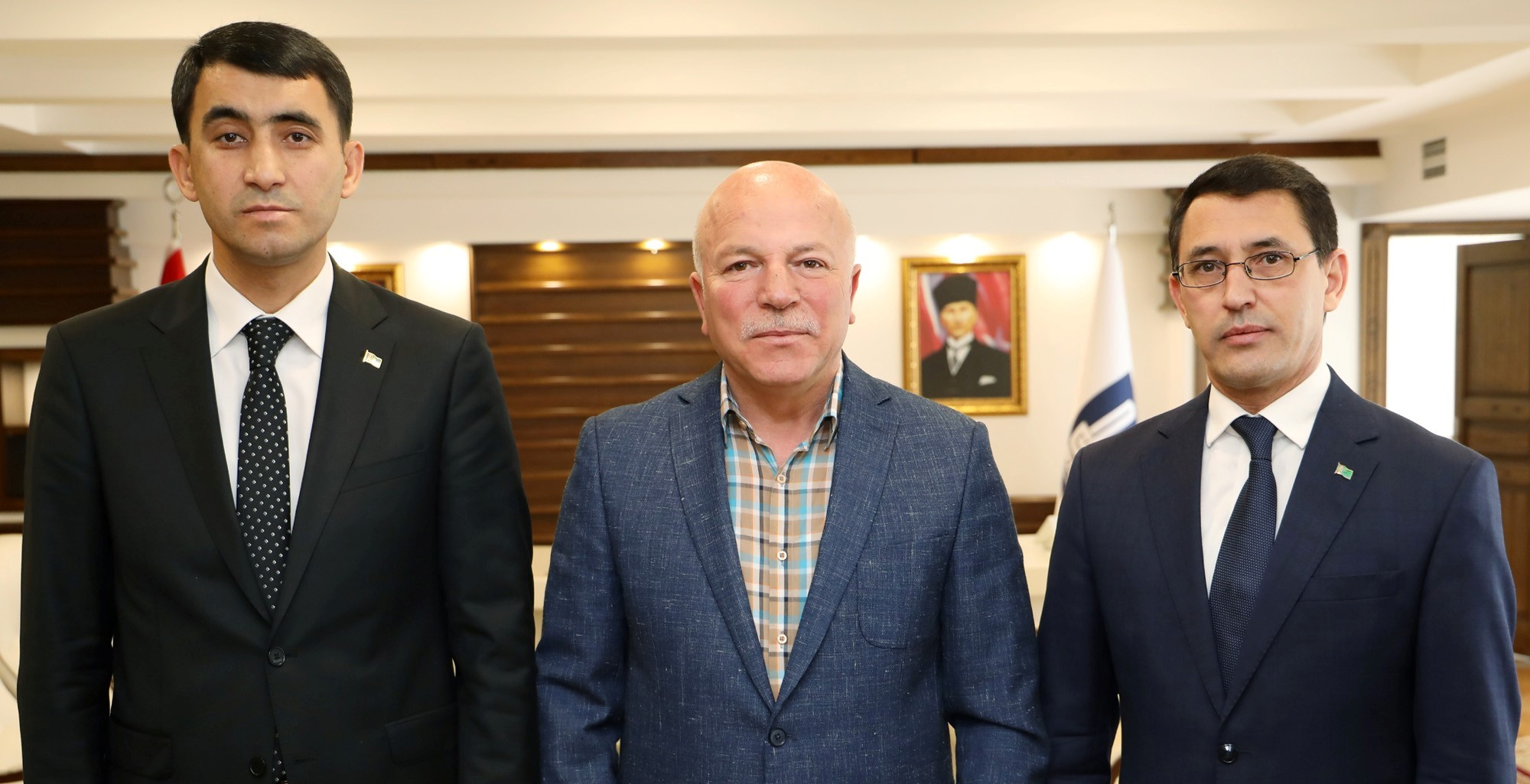 Türkmenistan heyetinden Başkan Sekmen’e ziyaret