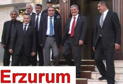 Erzurum'un valisine gittiler!
