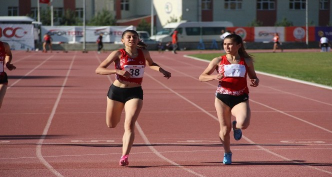 5. Uluslararası Sprint ve Bayrak Yarışları başladı