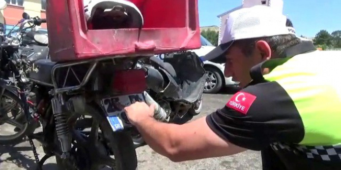 Erzurum'da Paket servisi yapan motosikletler denetlendi