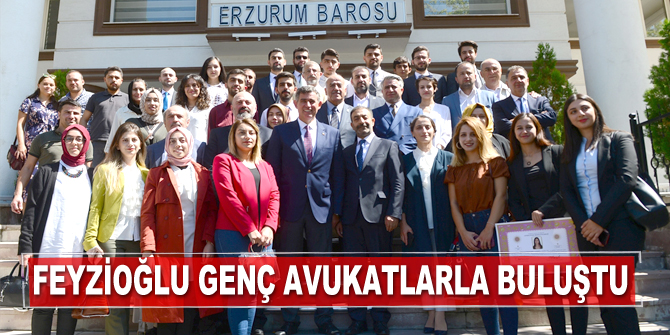 Feyzioğlu genç avukatlarla buluştu