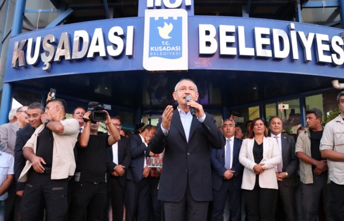 CHP Lideri Kılıçdaroğlu'na yumurtalı saldırı