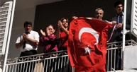Türkiye bayrağa sarıldı