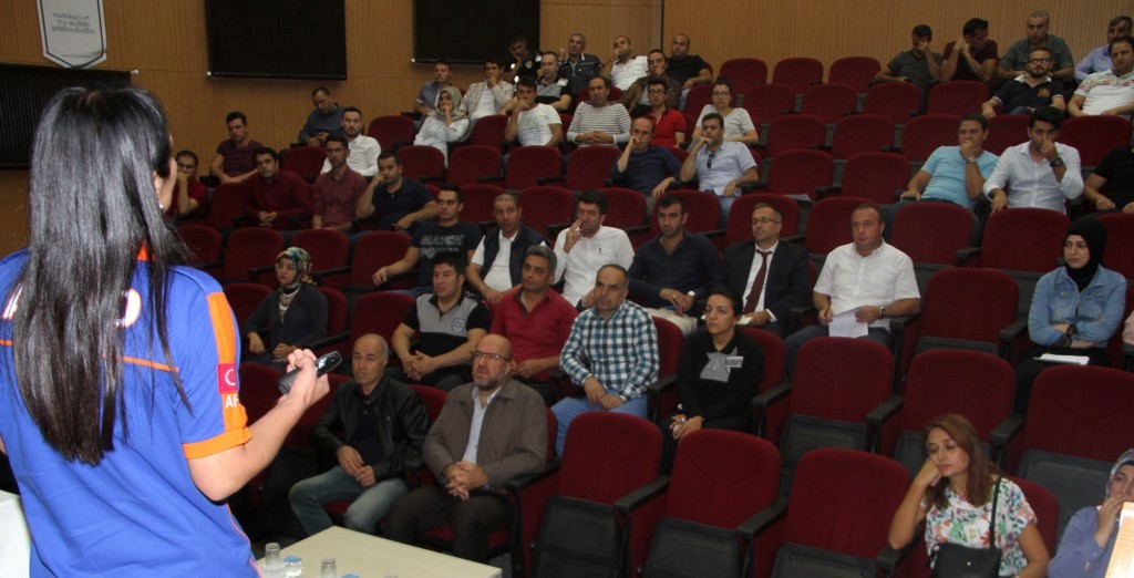 Erzurum’da ‘KBRN ve Şüpheli Posta’ eğitimleri devam ediyor