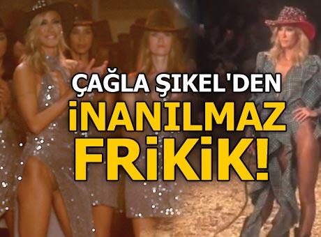 Çağla Şıkel, baş manken olduğu defilede frikik verdi