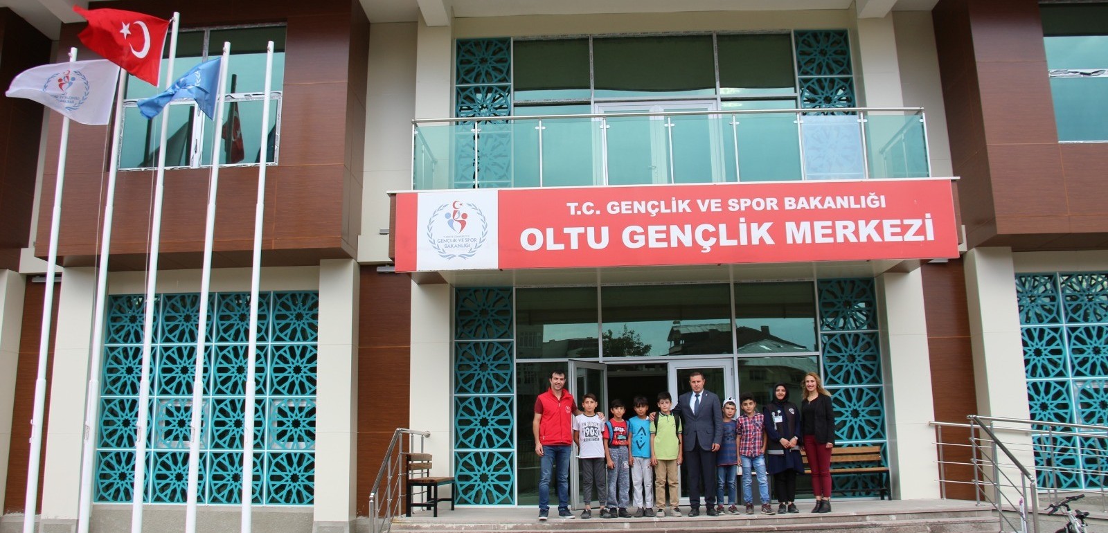 Oltu Gençlik Merkezi hizmete başladı