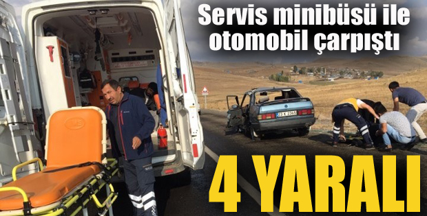 Erzurum'da Servis minibüsü ile otomobil çarpıştı: 4 yaralı