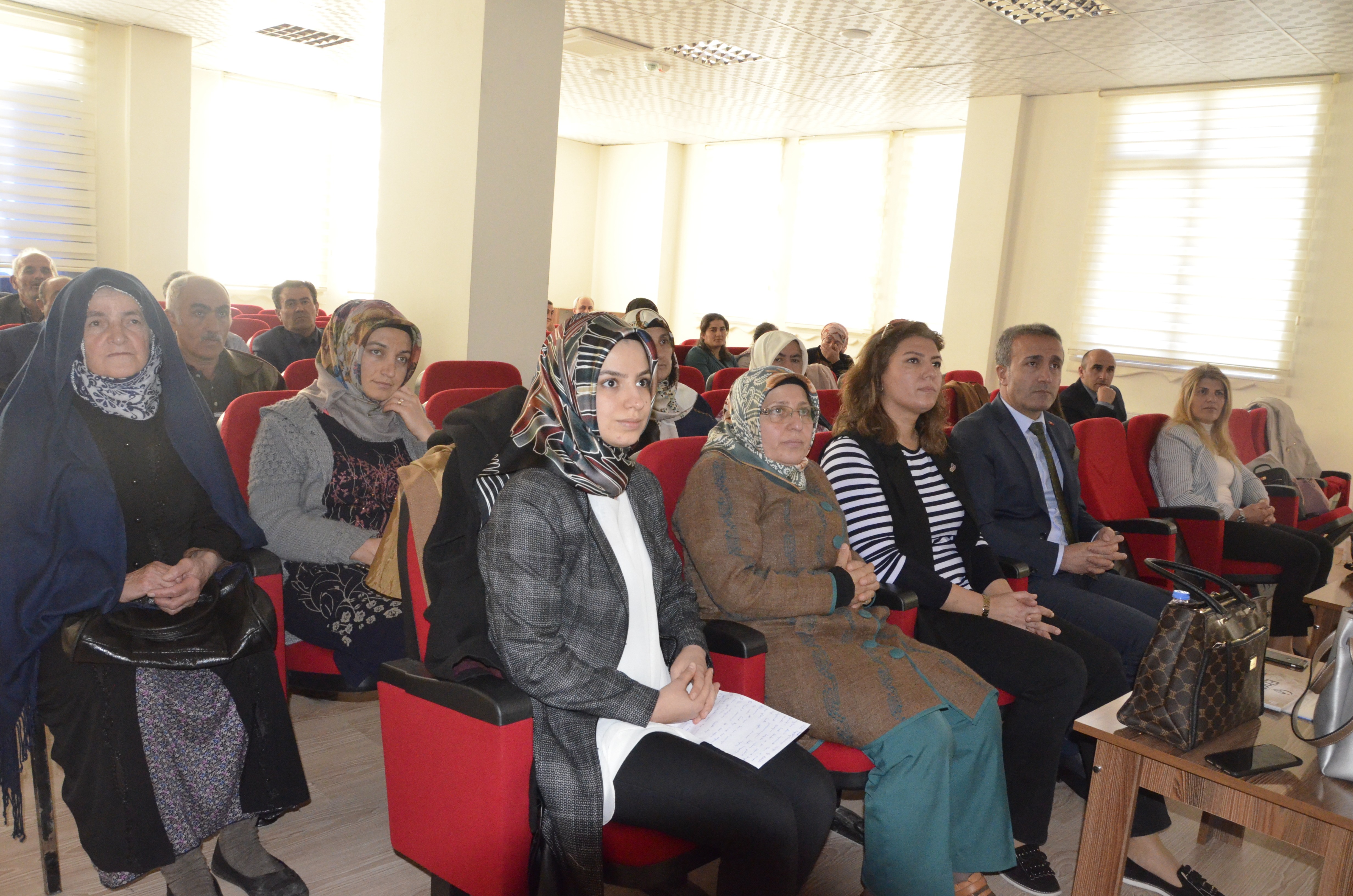 Kadın Kooperatiflerinin Güçlendirilmesi toplantısı düzenlendi