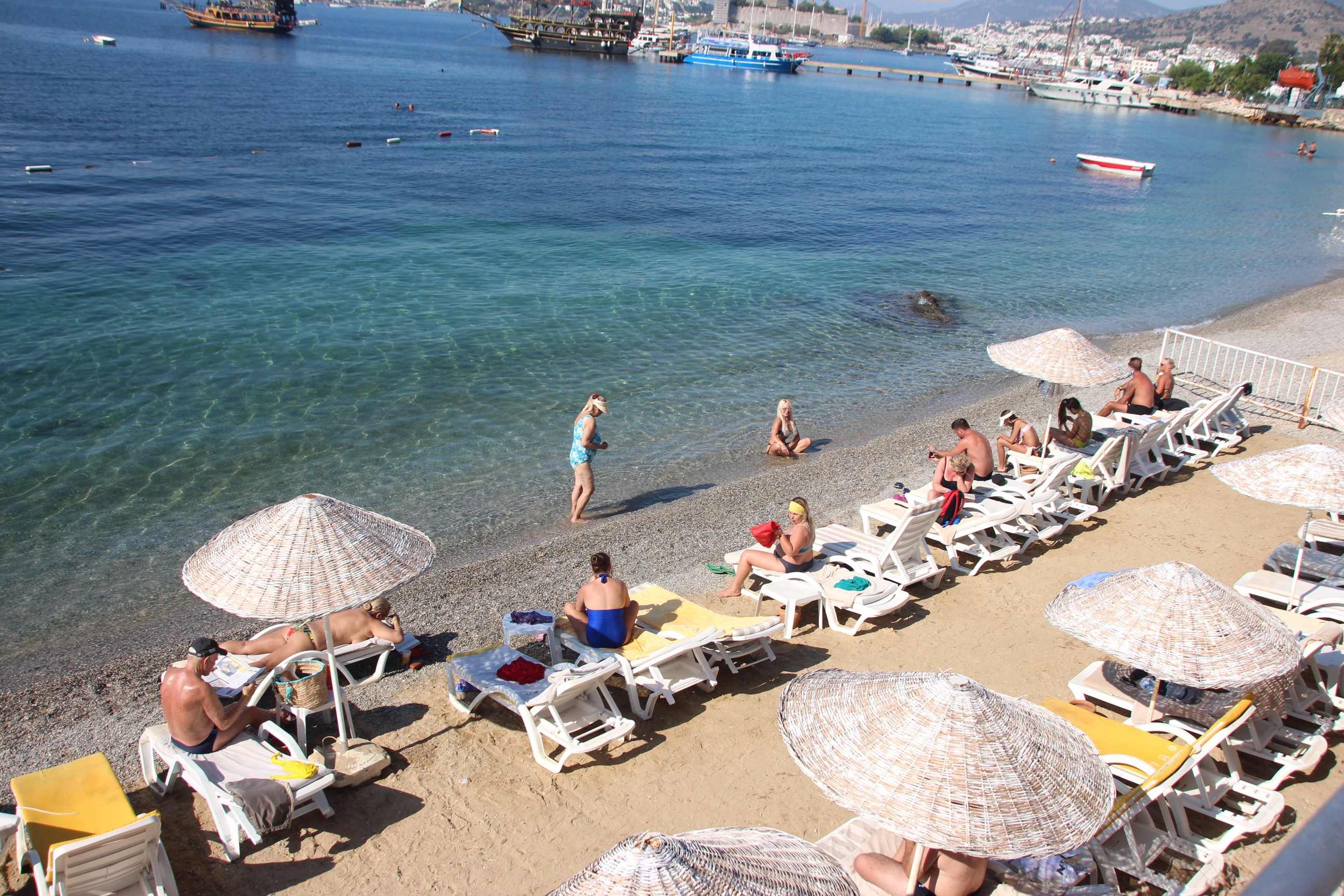 Bodrum’da sarı yaz keyfi