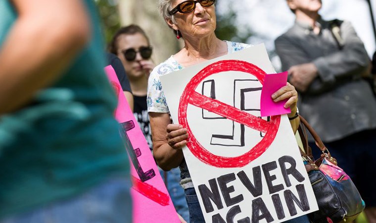 Almanya'nın Dresden kentinde 'Nazi olağanüstü hâli' ilan edildi