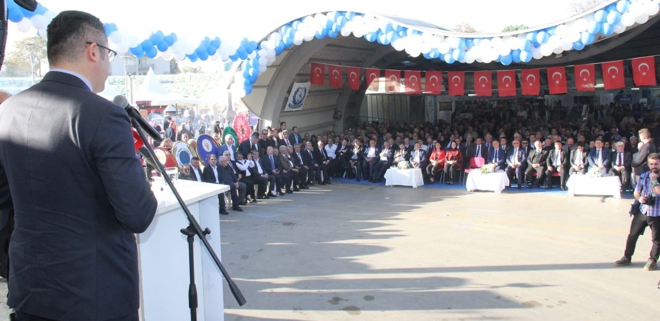 Vali Memiş’ten iş adamlarına yatırım çağrısı