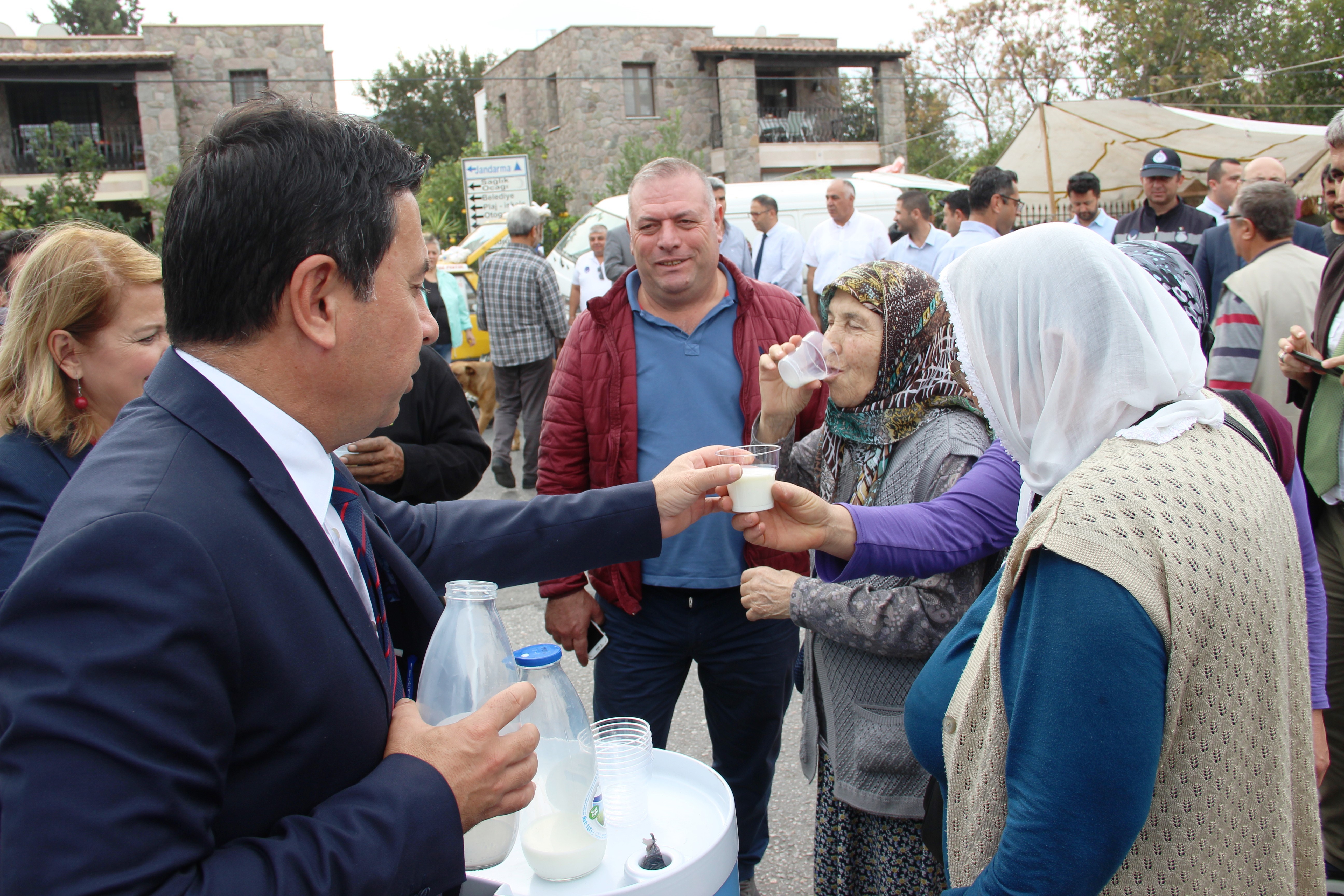 Bodrum’da süt yok satıyor