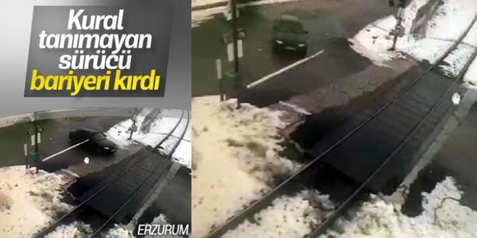 Erzurum'da Sürücünün hemzemin geçitteki bariyerleri kırması güvenlik kamerasında