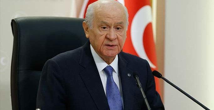 Bahçeli, grup toplantılarına 14 Ocak'ta yeniden başlayacak