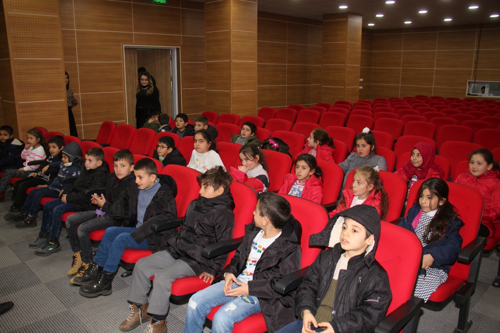 Köy çocukları sinema ile tanıştılar