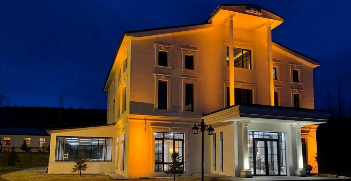 Narman’a 5 yıldızlı otel