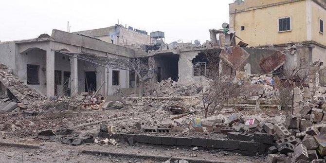 Rus savaş uçakları İdlib'i vurdu! 12 sivil öldü