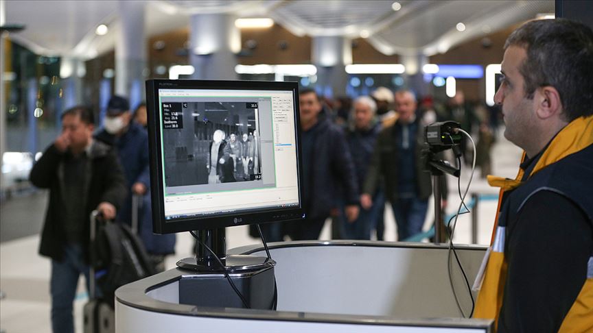 Çin'den gelen yolcular İstanbul Havalimanı'nda termal kameralarla kontrol edildi