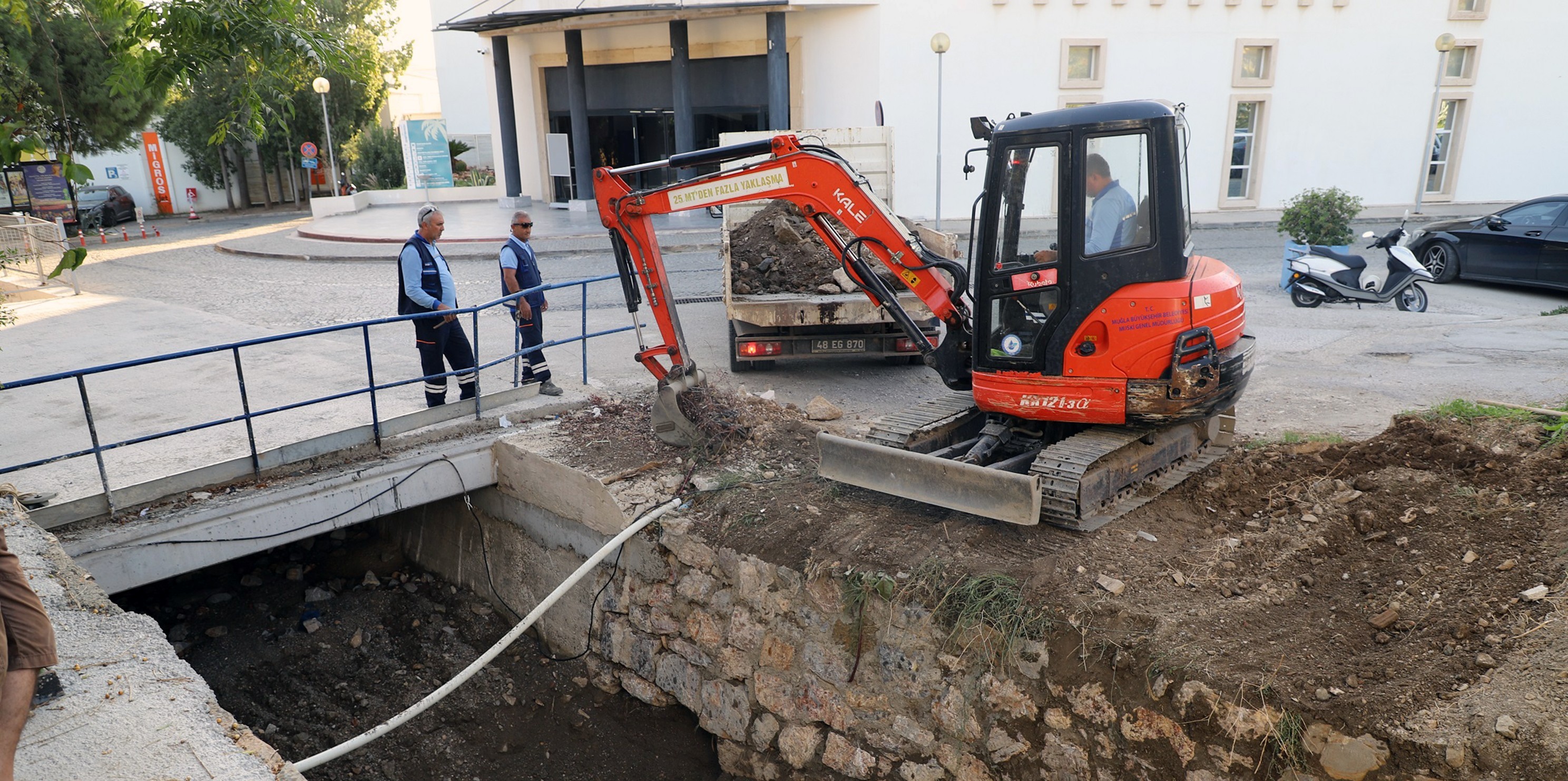 30 bin metre dere temizliği yapıldı