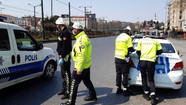 2 günlük sokağa çıkma yasağında 13 bin 716 kişiye ceza kesildi