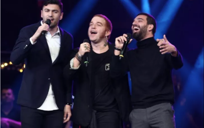 Gökhan Özoğuz Arda Turan ile fena dalga geçti