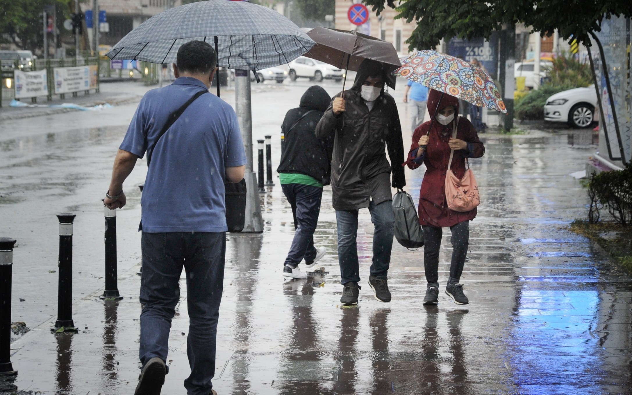 Doğu’da aralıklı sağanak ve gök gürültülü sağanak yağış bekleniliyor