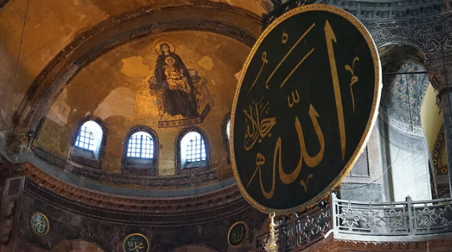 Ebubekir Sofuoğlu'ndan tepki çeken Ayasofya sözleri: Camide fahişe olur mu?