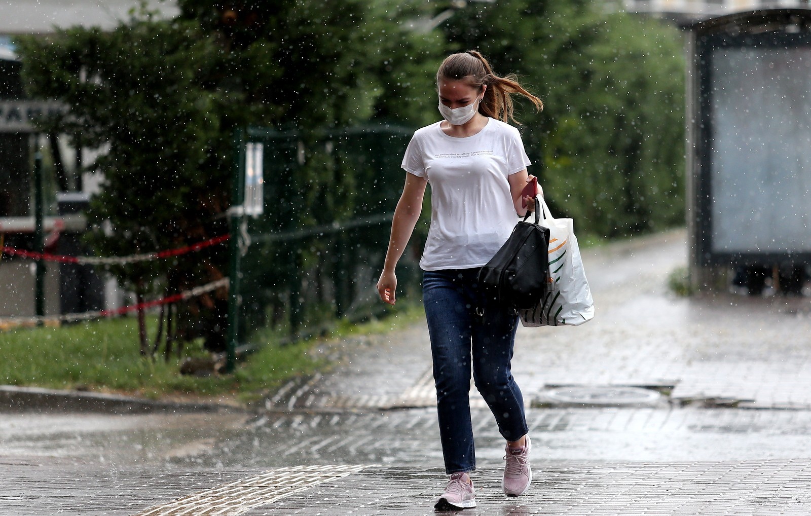 Doğu Anadolu'daki 3 ilde gök gürültülü sağanak bekleniyor