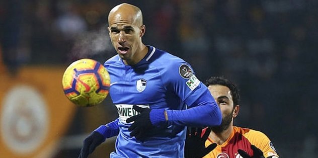 Erzurumspor Gabriel Obertan ile yeniden anlaşmaya vardı.