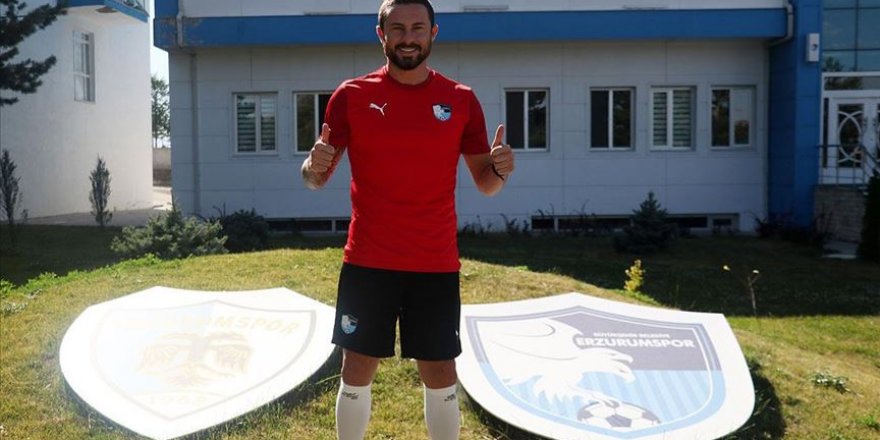 Erzurumspor'un yeni transferi Kaan Kanak: