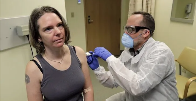 İlk koronavirüs aşısının yapıldığı Jennifer Haller aşının etkilerini anlattı