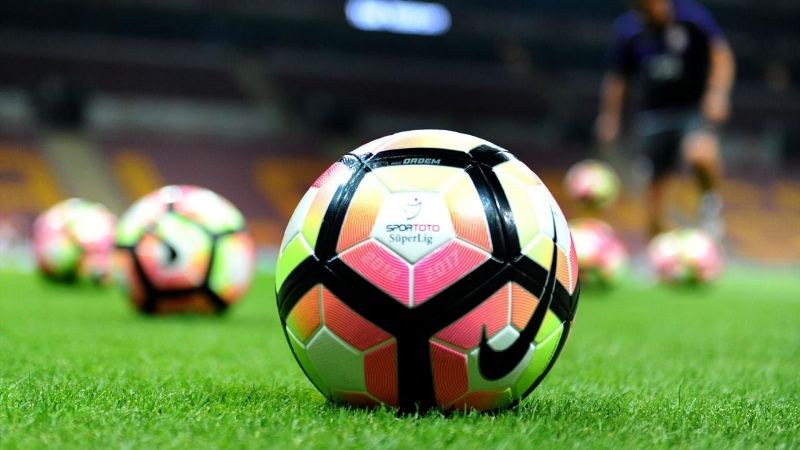 Futbolseverlere şok haber: Süper Lig maçları yayınlanmayabilir! beIN Sports...