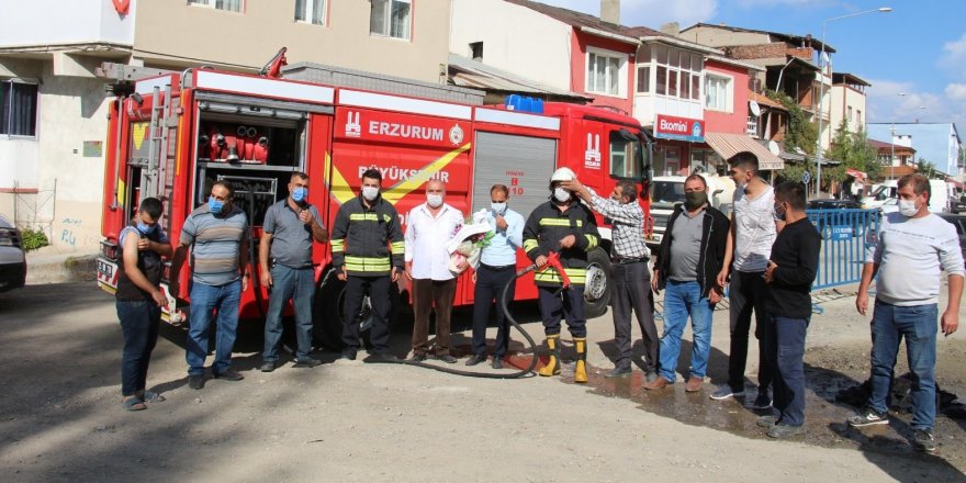 Oltu’da itfaiyecilere sürpriz kutlama