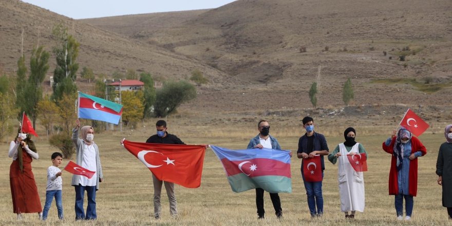 Uçurtma Şenliği’nde Azerbaycan’a destek