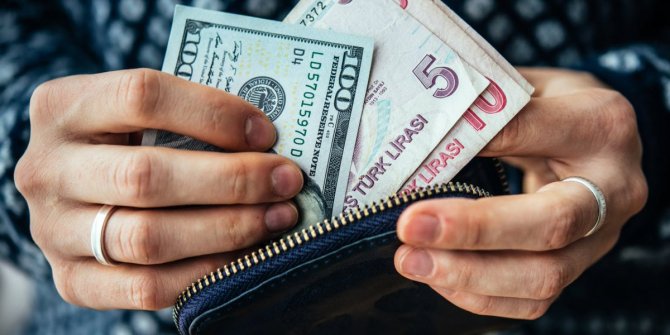 Dolar güne yükselişle başladı