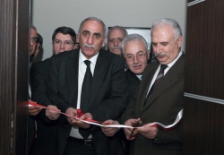 Akademisyenlere destek!