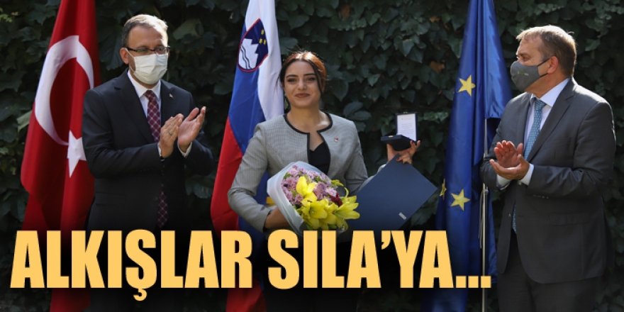 Milli Kayakçı Sıla Kara'ya Slovenya polisinden 'Özveri Madalyası'