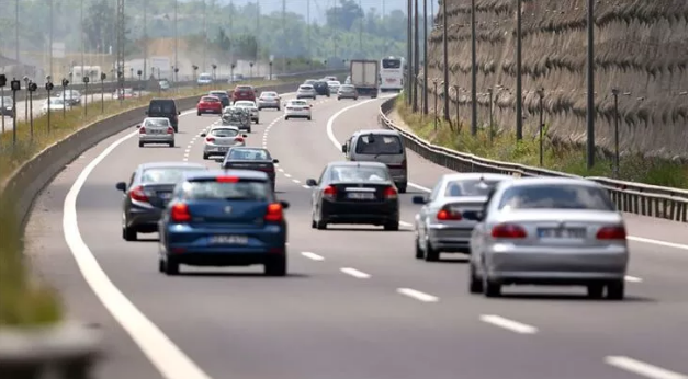 İngiltere 2030’da benzin ve dizel araç satışını yasaklayacak