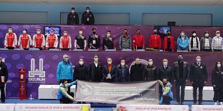 Esra Çakmur Curling Ligi başladı