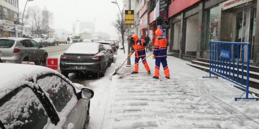 Erzurum kar’a teslim