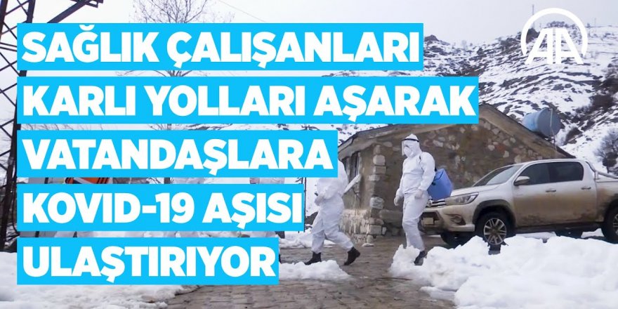 Sağlık ekibi karlı yolları aşarak aşı ulaştırdığı yaşlı çifti duygulandırdı