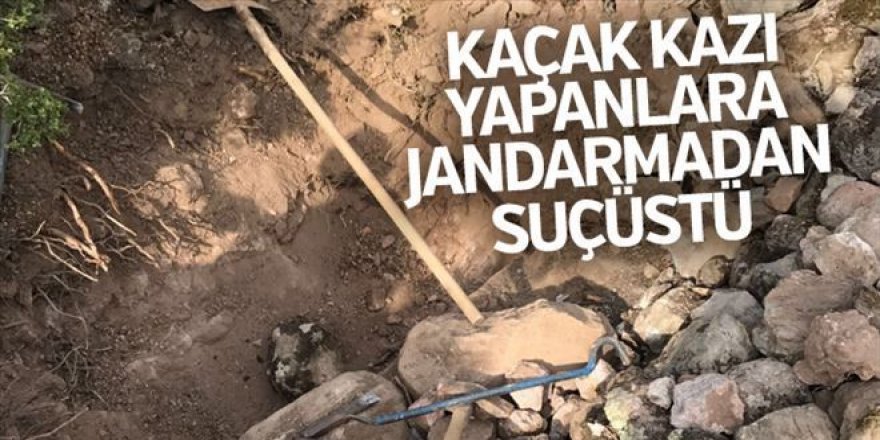 Erzurum'da Jandarmadan kaçak kazı yapanlara suç üstü