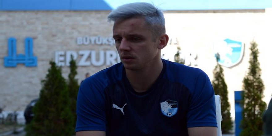 Erzurumsporlu Novikovas, Litvanya’da yılın futbolcusu seçildi