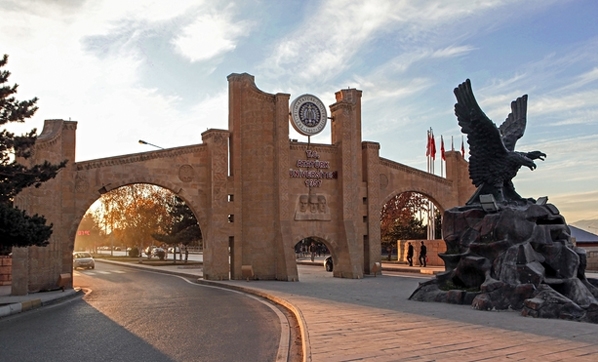 Atatürk Üniversitesi ilk 500 üniversite arasında