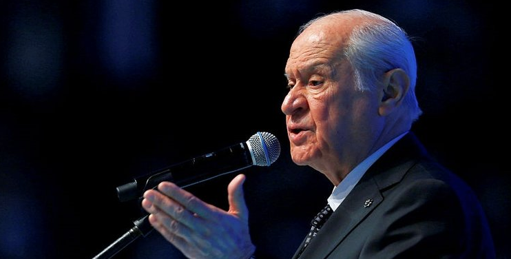 Bahçeli duyurdu: 100 maddelik yeni anayasa metnini tamamladık...