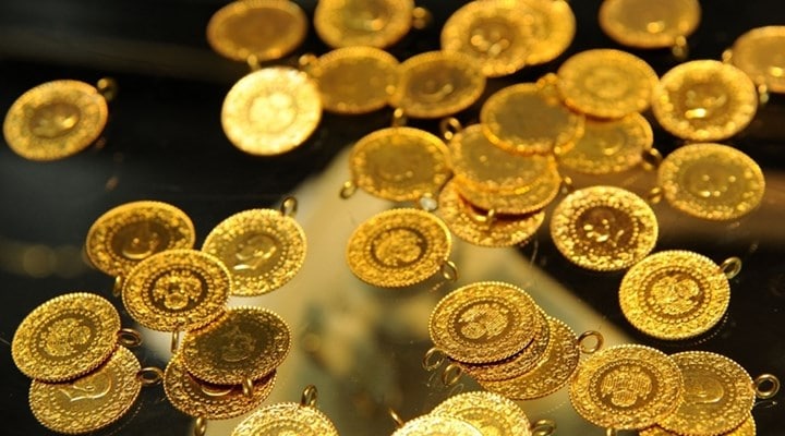 Altın resmen çakıldı! Yatırımcı tedirgin, kritik veri açıklandı