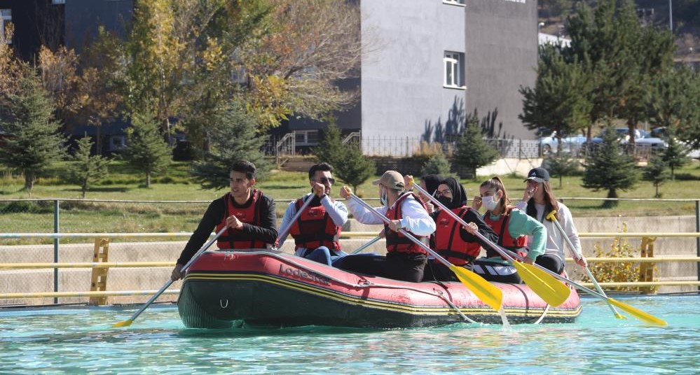 Atatürk Üniversitesi öğrenciler için çeşitli etkinlikler düzenledi